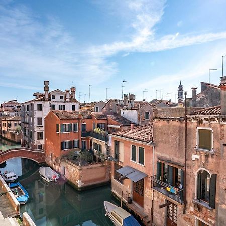 Dimora Sant'Andrea Canal View Венеция Екстериор снимка