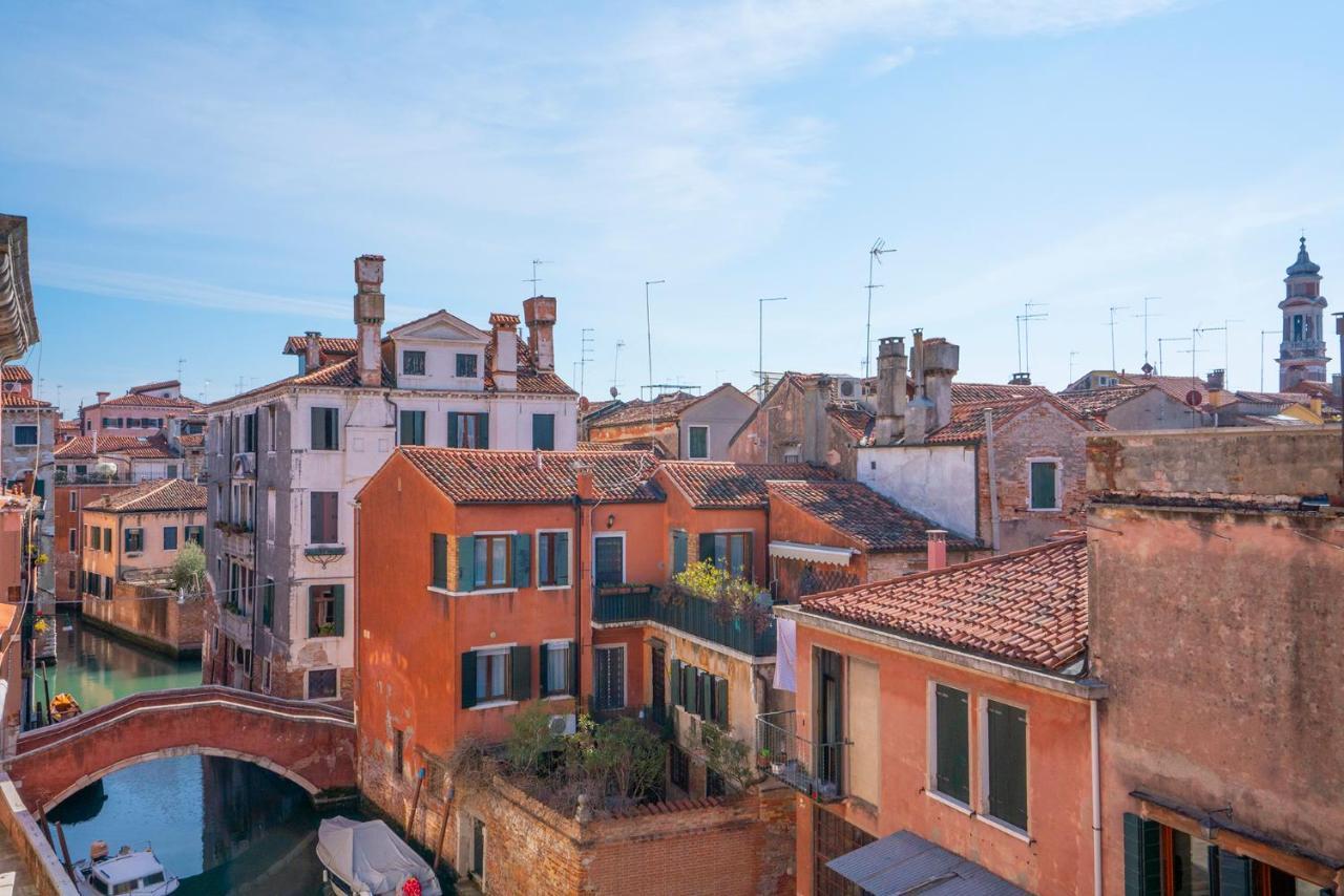 Dimora Sant'Andrea Canal View Венеция Екстериор снимка